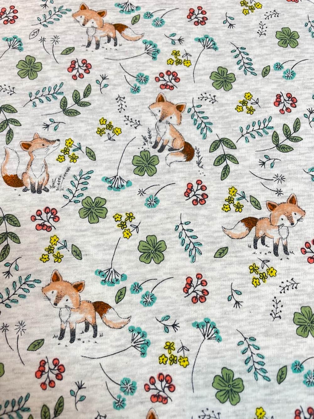 Alpenfleece fox Vintage grau meliert mit Füchsen