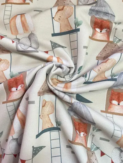 Weicher French Terry Stoff mit Zirkus-Motiven wie Elefanten im Heißluftballon, Füchsen und Mäusen, elastischer Sommersweat für Kinderkleidung Meterware.