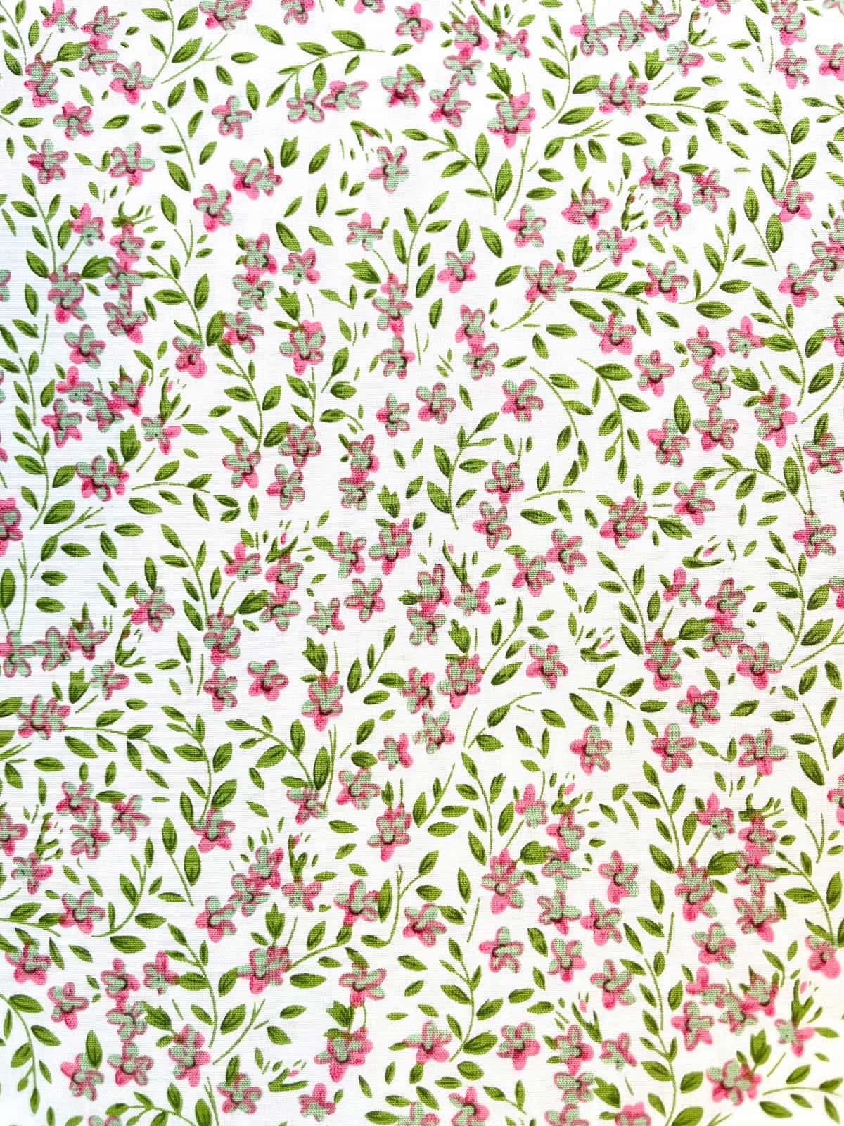 "Flora-Flair: Viskose-Popeline in Blüten-Traum" weiss/grün/rosa