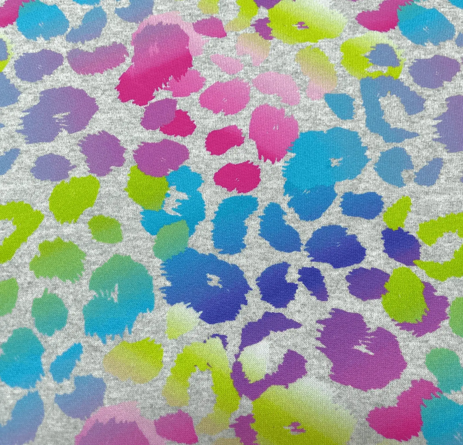 Alpenfleece "Leopard Rainbow"grau pink türkis Animal Print