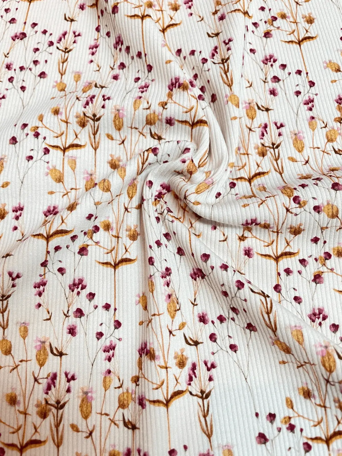 Rippstrick Jersey Stoff -Mohnblume cremfarben 