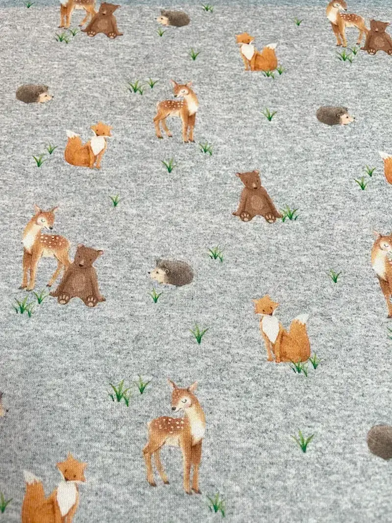 Alpenfleece "Waldtiere auf Melange" grau Alpenfleece "Waldtiere auf Melange" grau