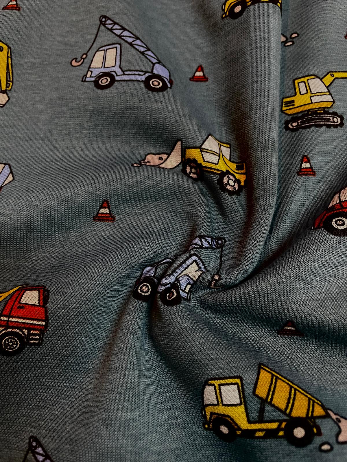 Alpenfleece mit Baustellen Fahrzeugen Blau/grau