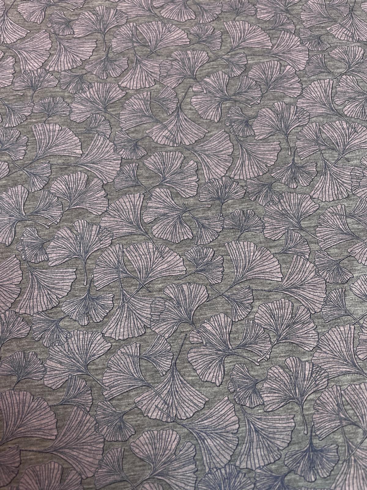 Jersey "Ginkgo Silhouetten" mit Ginkgo Muster ganz leicht
