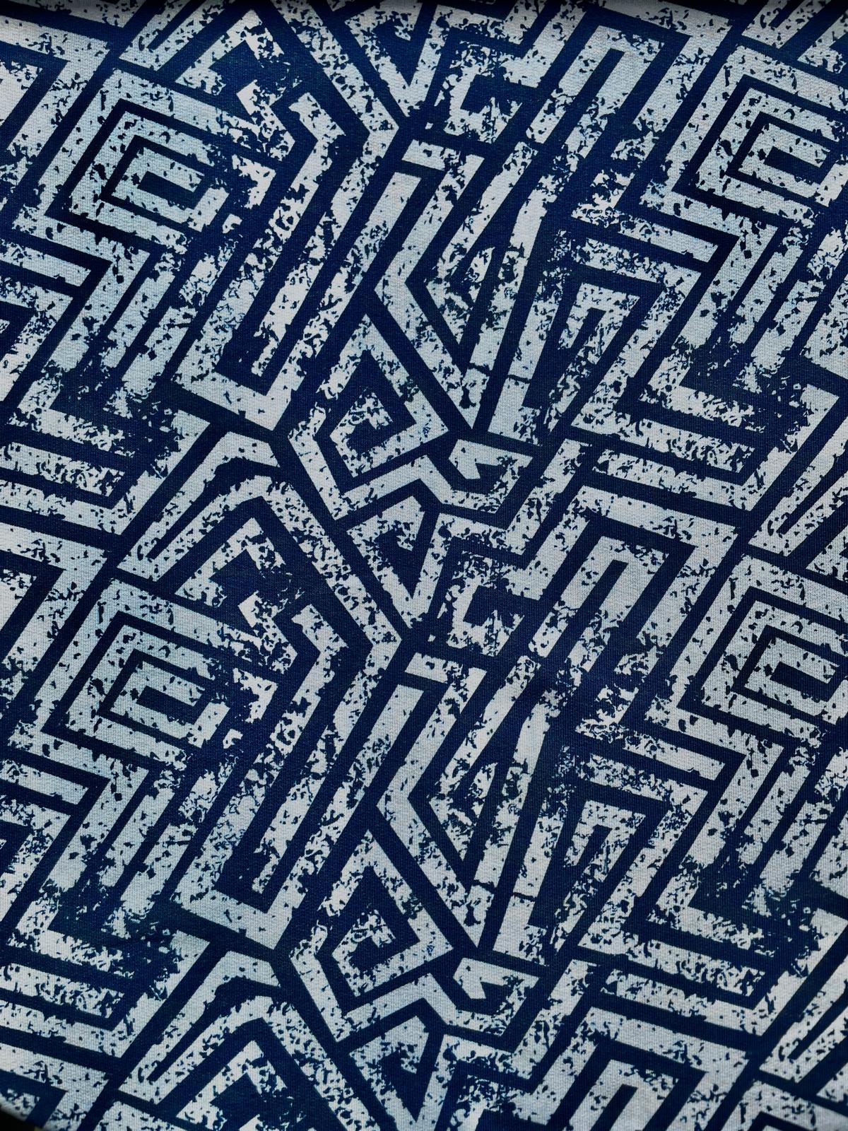 French Terry „Geometric Blue“ – Modernes Grafik-Design