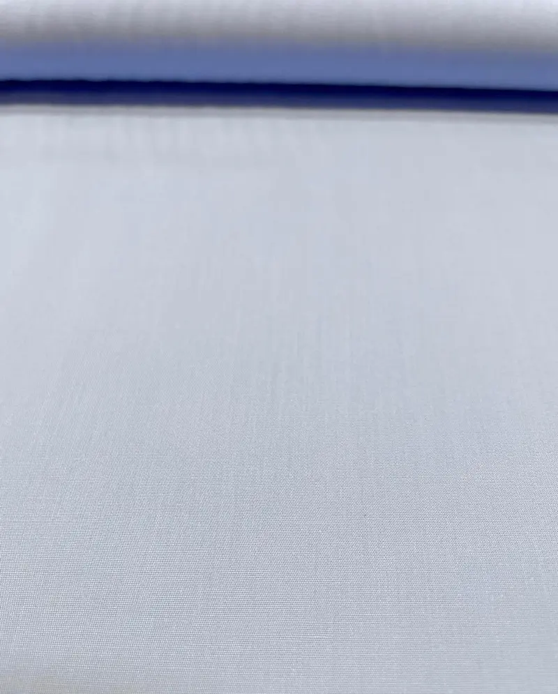 Baumwolle Popeline uni hell-blau/lila