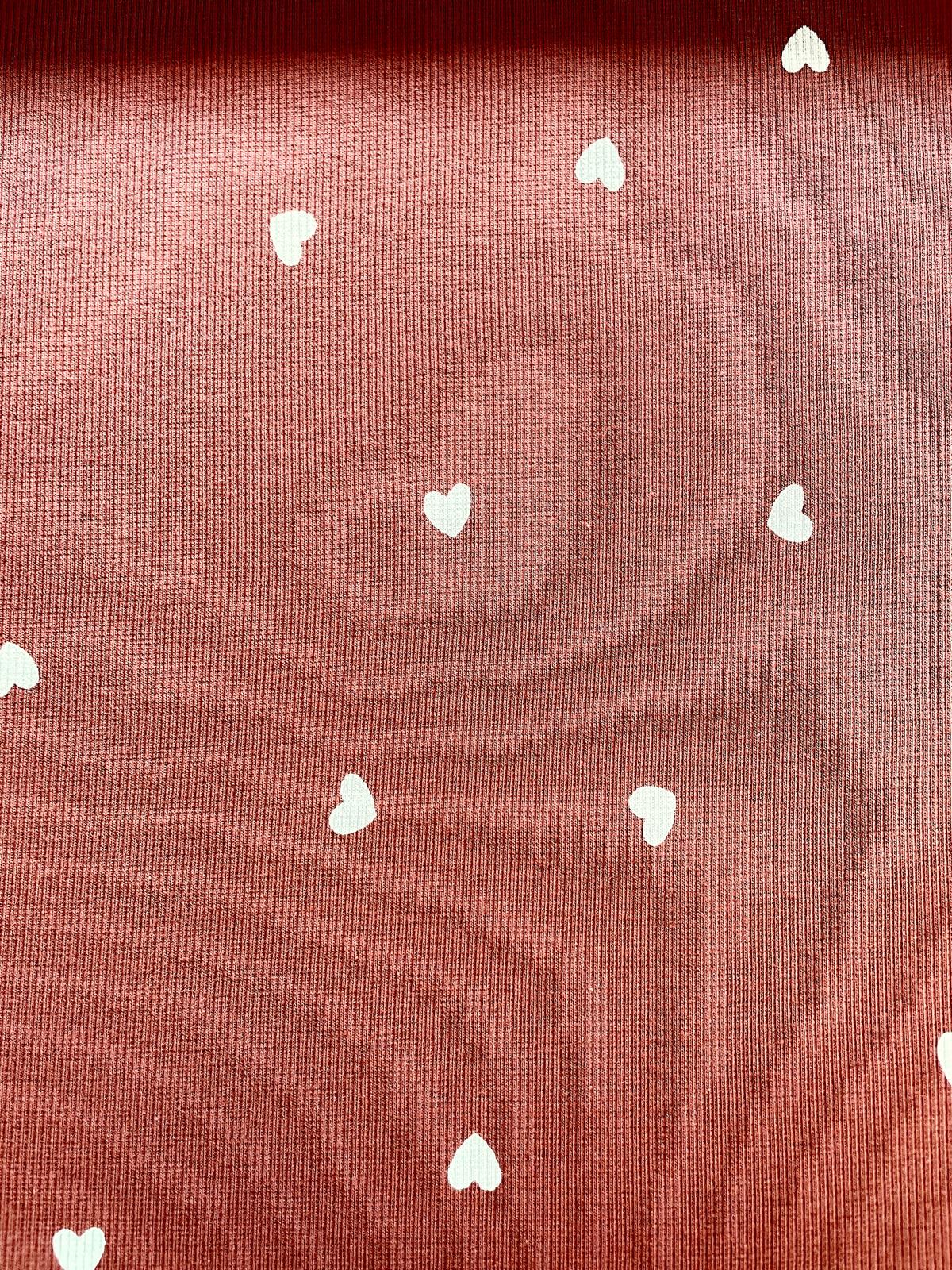 Rippjersey "Lovely  Hearts" mit Herzen rostrot/weiss