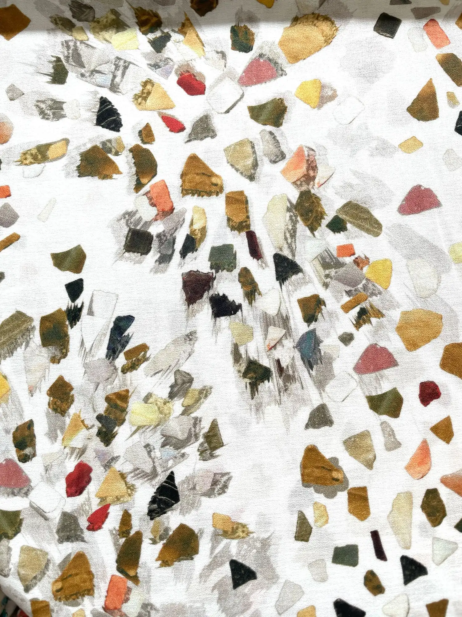 Baumwoll-Mooscrepe „Terrazzo-Art“ creme/rost/braun Muster