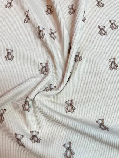 Rippstrick Jersey mit kleinen Bären beige/braun Rippstrick Jersey mit kleinen Bären beige/braun