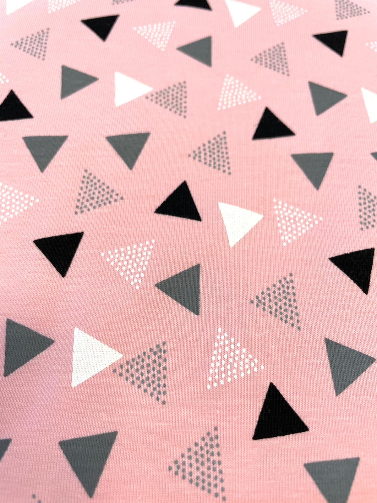 Baumwolljersey "Geometric Dreams" apricot mit Dreiecken