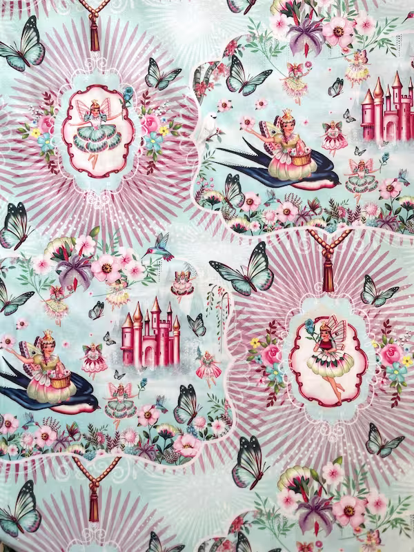 Baumwoll-Satin: Märchenhafte Elfenwelt pastel Baumwoll-Satin: Märchenhafte Elfenwelt pastel